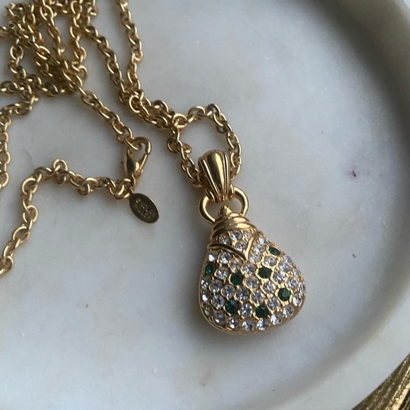 Stunning vintage Nolan Miller long necklace with green and clear stones - Picture 8 of 10